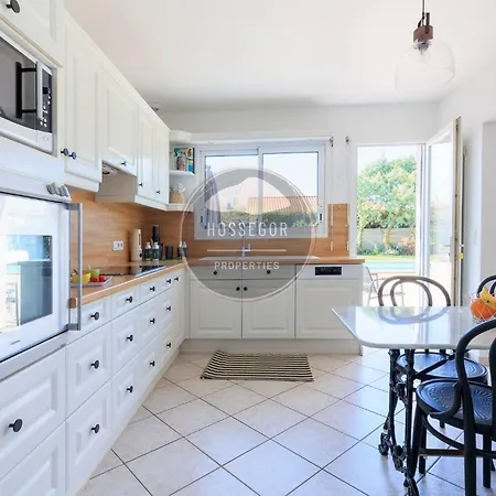 Ferienhaus Fougeres - - Piscine *